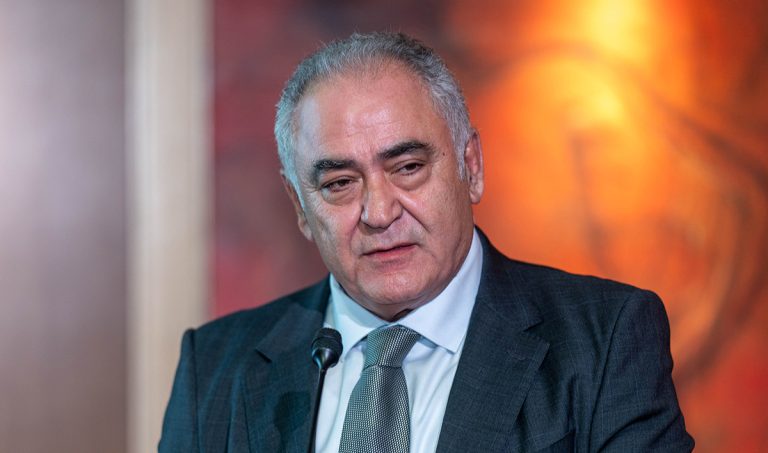 Χατζηθεοδοσίου: Ψίχουλα οι επιδοτήσεις του ρεύματος μπροστά στις τεράστιες αυξήσεις των τελευταίων χρόνων