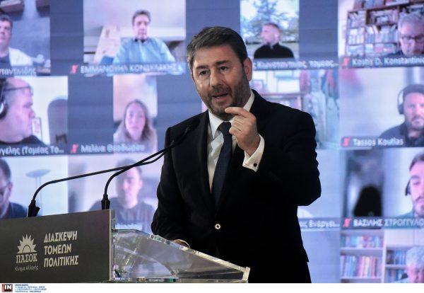 ΠΑΣΟΚ: Επανεκκίνηση με ενέσεις ηθικού από τον Ανδρουλάκη – «Το ΠΑΣΟΚ μπορεί να κερδίσει τις εκλογές»