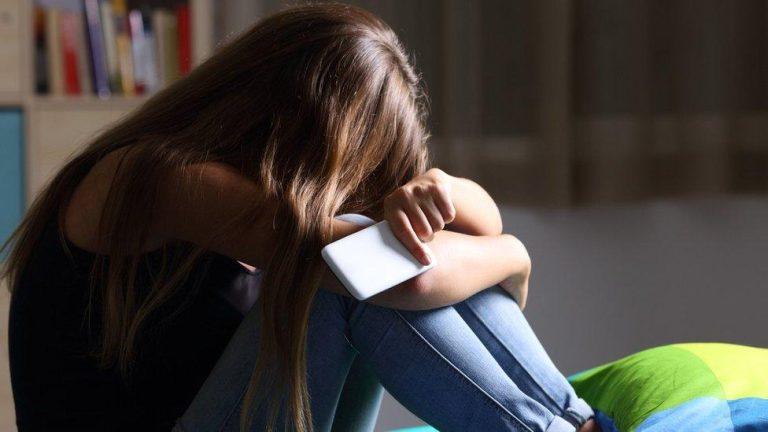 Αμέτρητα τα θύματα εκδικητικής πορνογραφίας στην Ελλάδα – Το revenge porn γίνεται η «μάστιγα» της εποχής