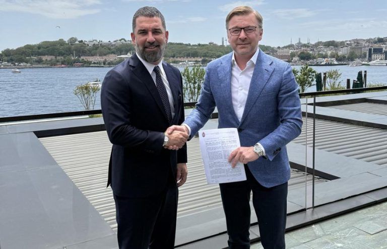 Τουράν… διετίας η Σαχτάρ Ντόνετσκ (pic)