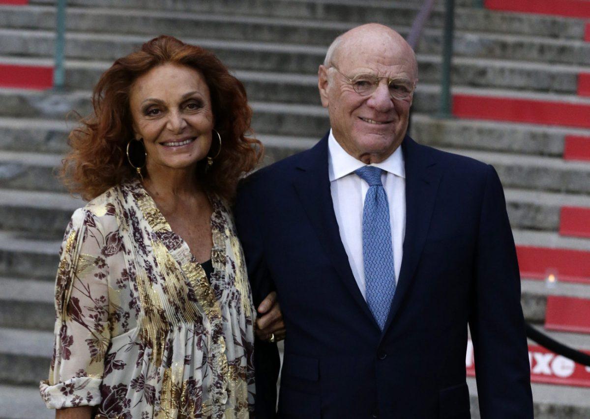 Ο σύζυγος της Νταϊάν Φον Φίρστενμπεργκ αποκαλύπτει ότι είναι γκέι μετά από 24 χρόνια γάμου