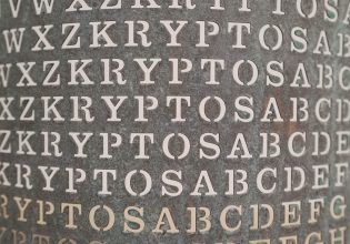 Το αίνιγμα του Kryptos: Το άλυτο αίνιγμα έξω από τα κεντρικά της CIA