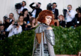 Από την Νταϊάνα έως την Κέιτ Μος: Οι πιο εμβληματικές εμφανίσεις στην ιστορία του Met Gala