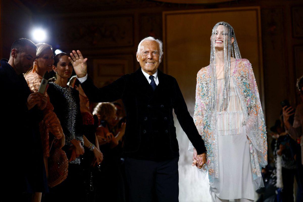 Giorgio Armani: Γιορτάζει 20 χρόνια υψηλής ραπτικής με έκθεση στο Μιλάνο