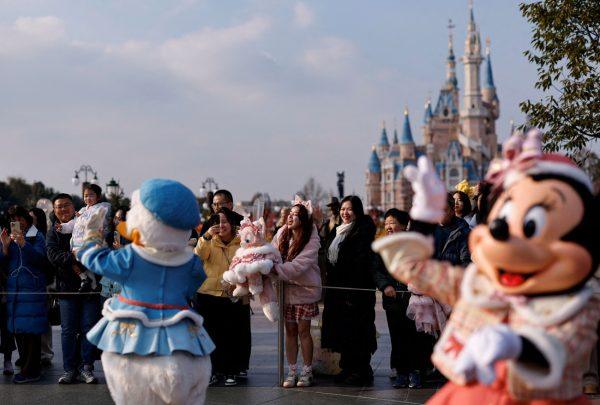 «Μάλλον δεν αξίζει πραγματικά»: Πόσο κοστίζει μια επίσκεψη στη Disney World;