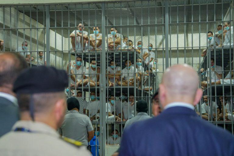 ΟΗΕ: «Βαθιά ανησυχία» για του μετανάστες που απελάθηκαν στο Ελ Σαλβαδόρ από την κυβέρνηση των ΗΠΑ