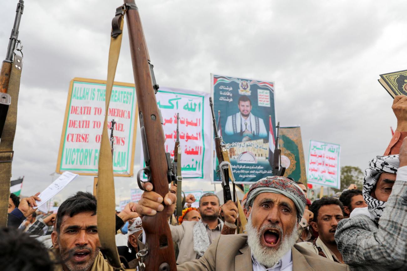 Ιράν: Η Τεχεράνη διαψεύδει ότι παρείχε βοήθεια στους Χούθι για την εκτόξευση πυραύλου κατά του Ισραήλ