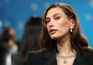 Billion dollar babe: Με μια εξαγορά, η influencer Χέιλι Μπίμπερ στο κλαμπ των δισεκατομμυριούχων – «Χώρισε τον Τζάστιν»