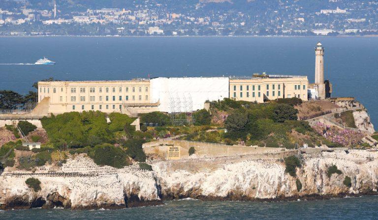 Τραμπ: Είναι ρεαλιστικό το σχέδιο να ανοίξει ξανά το Αλκατράζ;