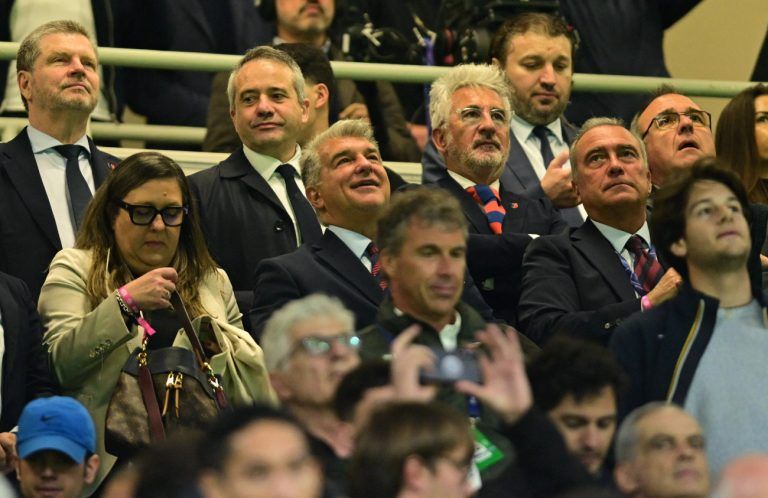 Η Goldman Sachs πιέζει την Μπαρτσελόνα