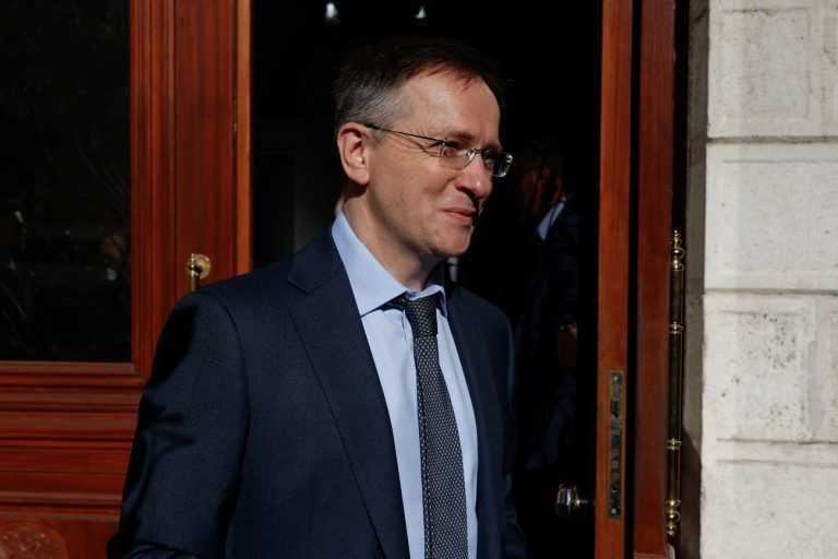 Ρωσία: Δεν θα αποκαλύψει ακόμη τους όρους της για εκεχειρία – Απειλούν τον αρχιδιαπραγματευτή Μεντίνσκι