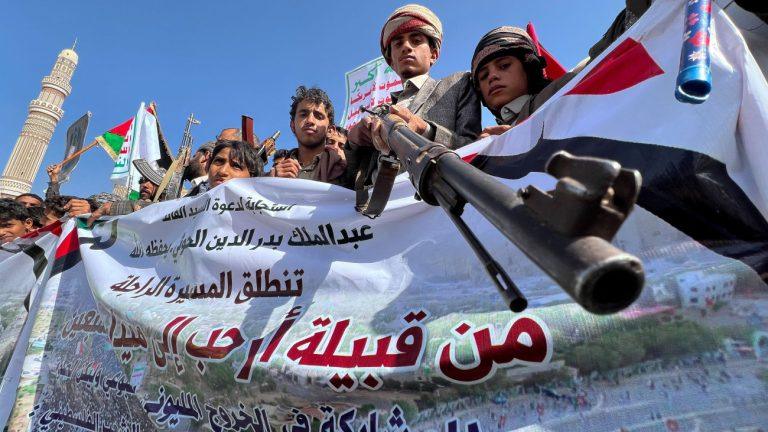 Υεμένη: Δέκα πλήγματα του Ισραήλ σε πόλεις-λιμάνια – «Θα σκοτώσουμε τον ηγέτη των Χούθι»