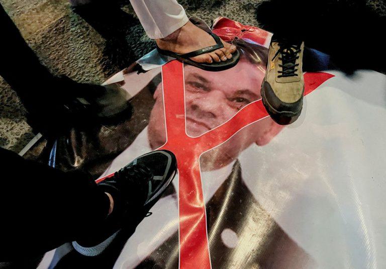 Λιβύη: Διαδηλωτές ζητούν την παραίτηση του πρωθυπουργού μετά την παραίτηση τριών υπουργών
