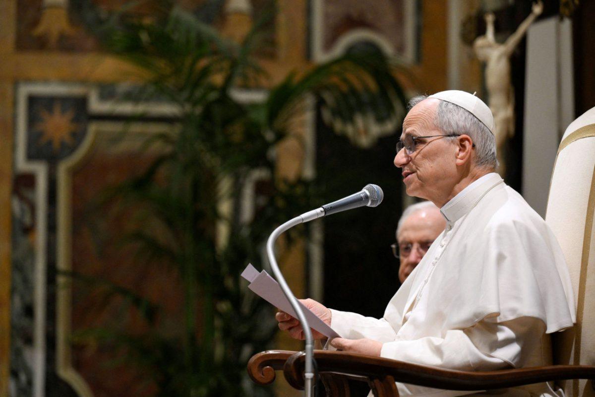 Πάπας Λέων ΙΔ’: Η λειτουργία ενθρόνισης – Συμβολισμοί και τελετουργίες