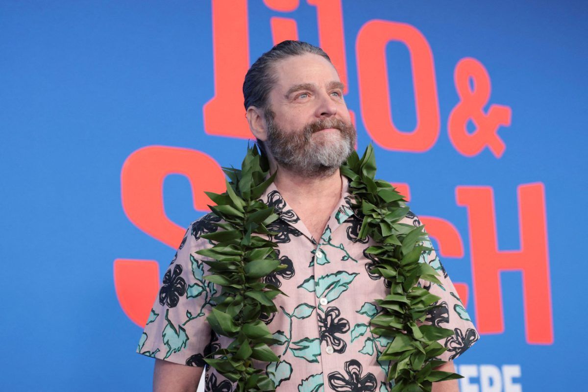 «Είμαι βιβλιοθηκάριος»: Όταν ο Ζακ Γαλιφιανάκης έλεγε ψέματα στα παιδιά του για το τι δουλειά κάνει