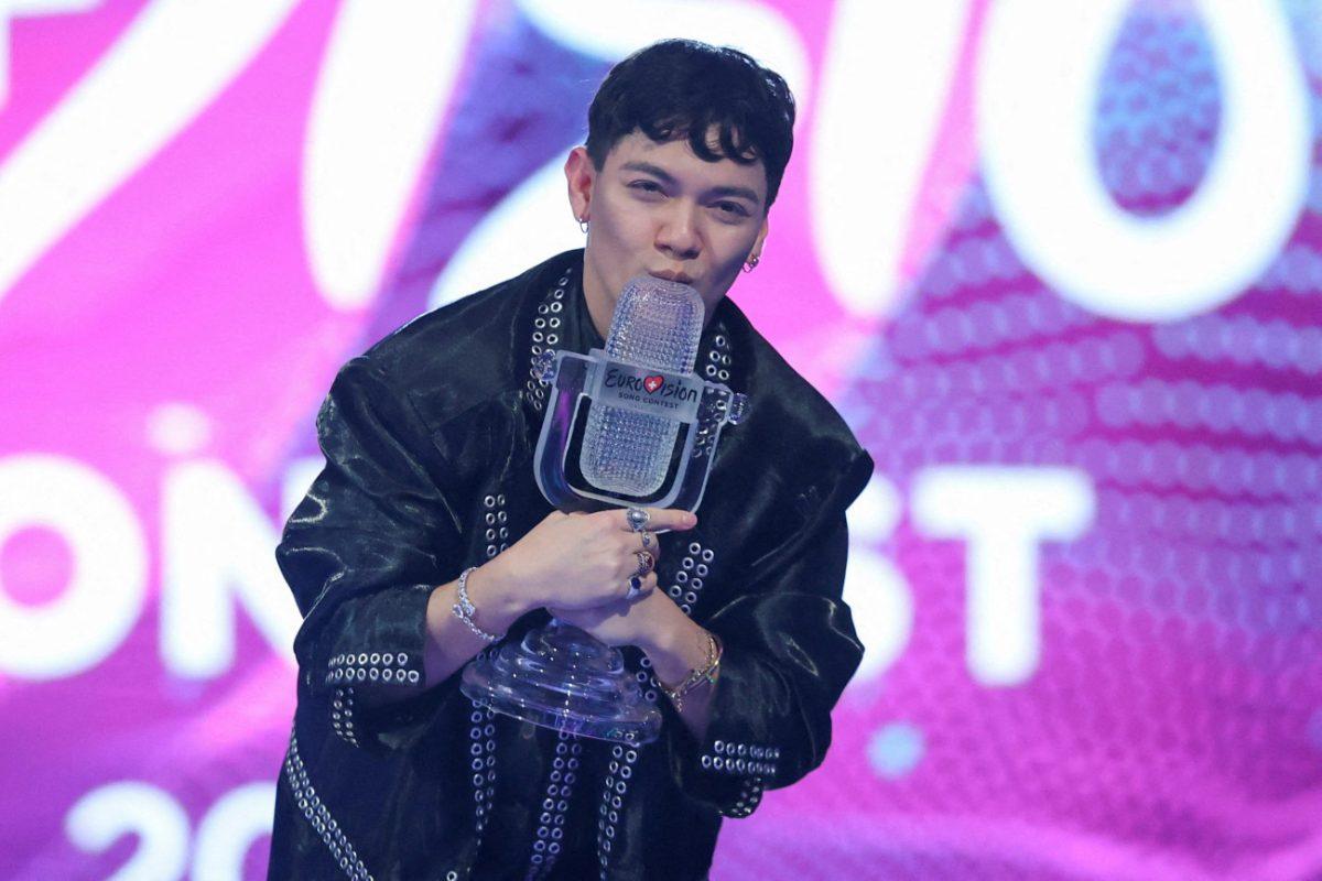 Eurovision 2025: Ποιος είναι ο 24χρονος JJ που κατέκτησε την πρωτιά