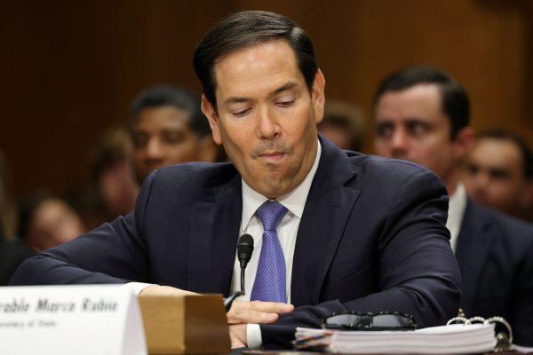 Ρούμπιο: «Σταμάτα τη γενοκτονία» – Η στιγμή που ακτιβιστές διακόπτουν την ομιλία του [βίντεο]