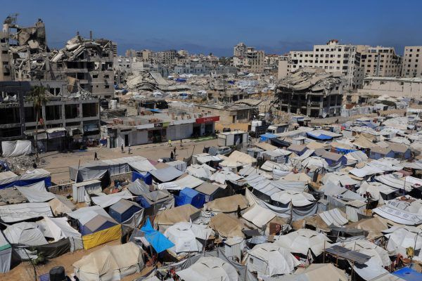 Γάζα: Το Ισραήλ επέκτεινε τις εντολές εκκένωσης στα νότια – «Καταστρέφει συστηματικά το σύστημα υγείας»