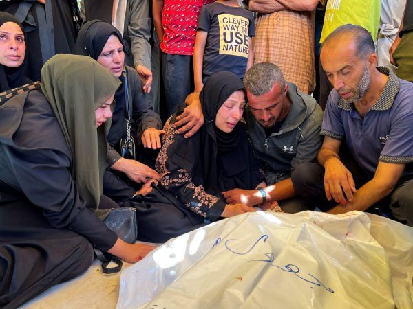 Γάζα: «Ζητήσαμε από το Ισραήλ να τελειώσει τον πόλεμο το συντομότερο» λέει ο Τραμπ στη σκιά νέων σφαγών