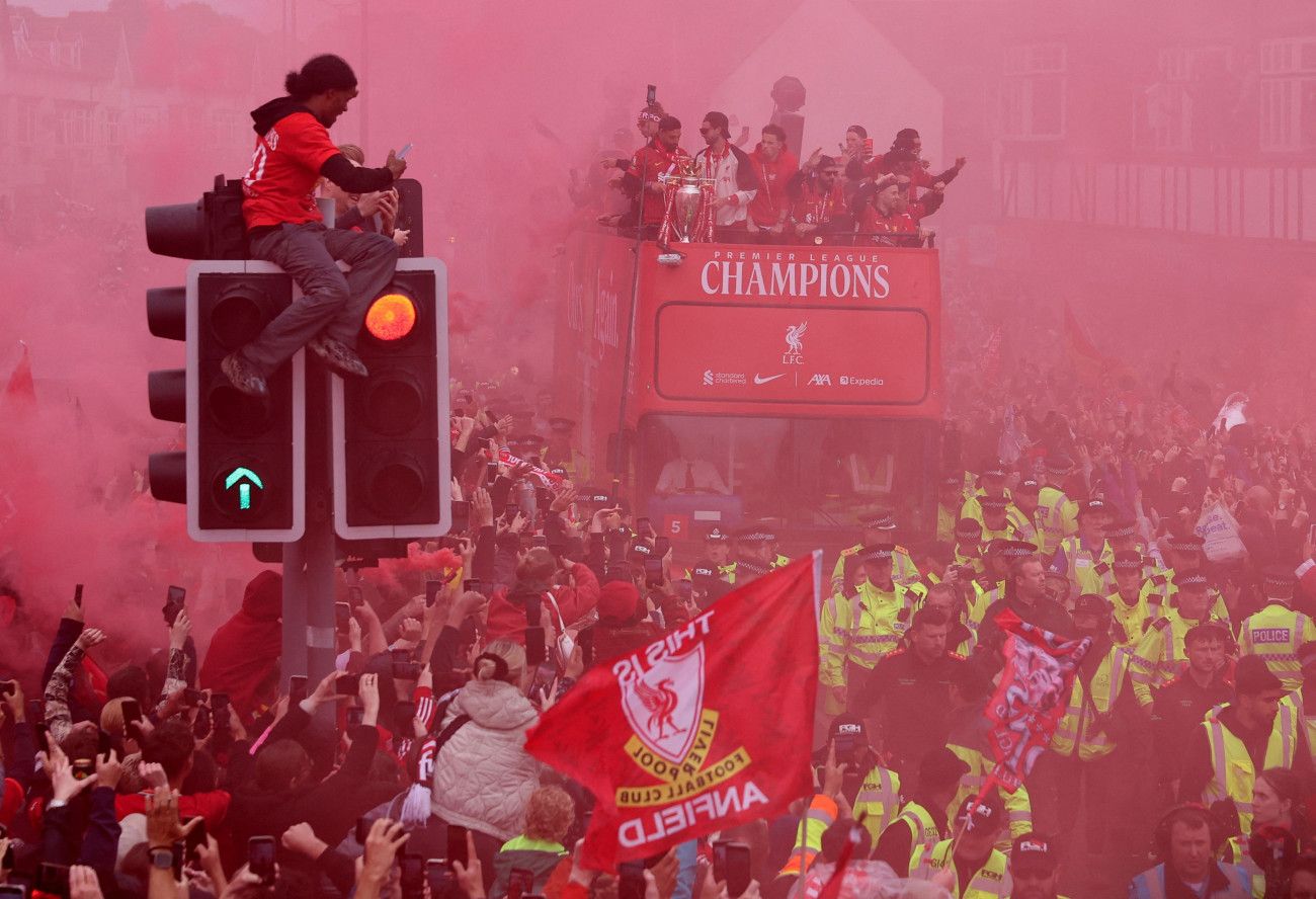 Liverpool: Ξέφρενοι πανηγυρισμοί για την κατάκτηση της Premier League