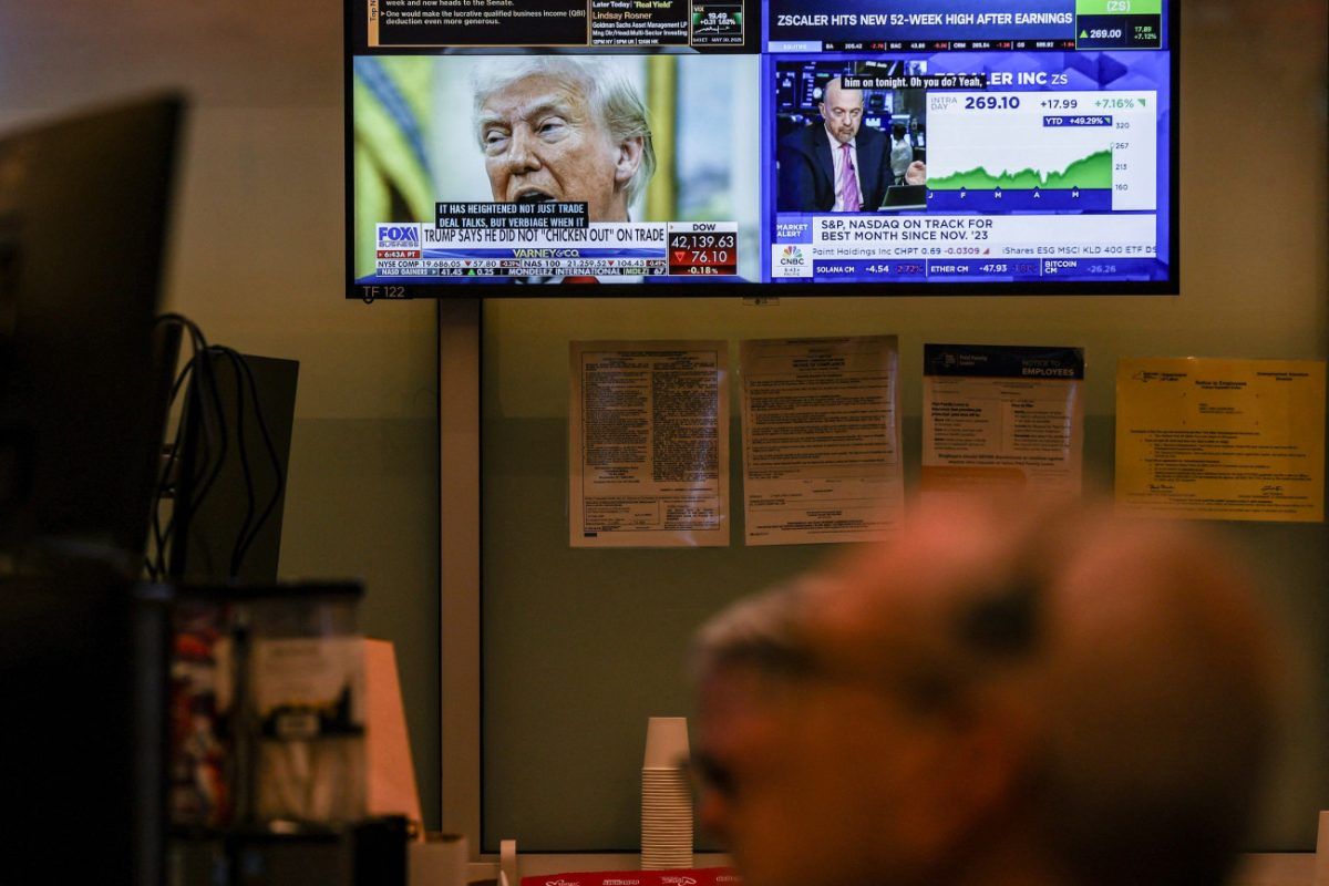 Ντόναλντ Τραμπ: Νέα επίθεση στην Κίνα – Την κατηγορεί ότι «παραβίασε πλήρως» τη συμφωνία για τους δασμούς