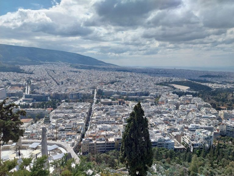 Ακίνητα: Τριπλή «παγίδα» για «μαύρες» μισθώσεις και «κλειστές» κατοικίες