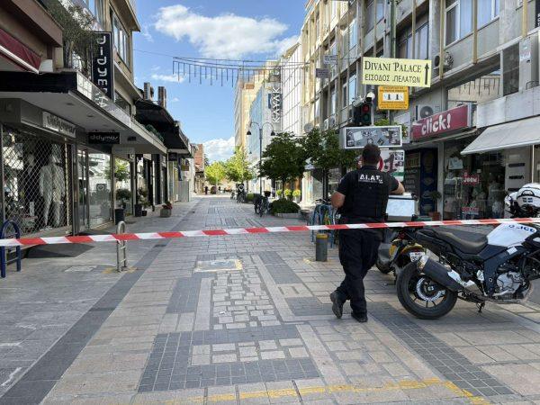 Λάρισα: Αναστάτωση μετά από τηλεφώνημα για βόμβα σε υποκατάστημα τράπεζας