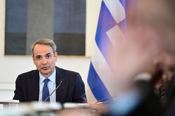 Έκτακτη σύσκεψη στο Μαξίμου το Σάββατο για την ανομία στα πανεπιστήμια, μετά την επίθεση στη Νομική