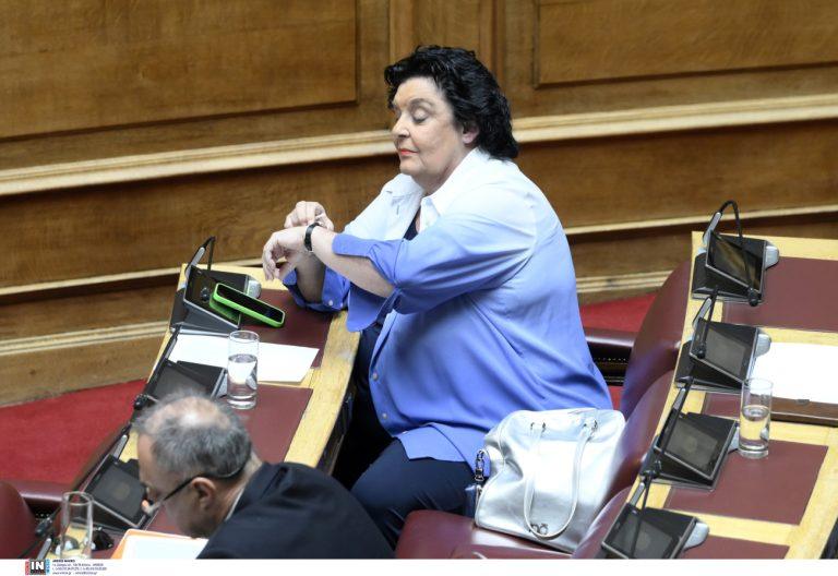 Κόντρα Κανέλλη – Κωνσταντοπούλου στη Βουλή: «Πήρε τον λόγο για 5 λεπτά και μίλησε… 27»