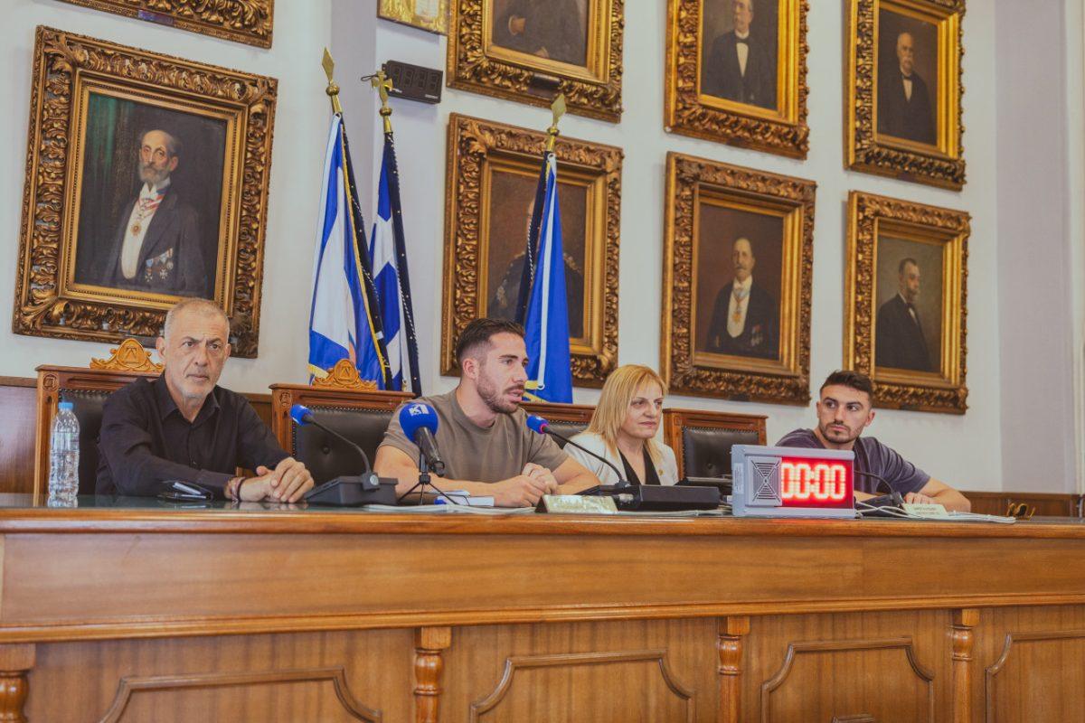 Σύμφωνο συνεργασίας δημοτικού συμβουλίου νέων Πειραιά και συλλόγου Ελλήνων Ολυμπιονικών