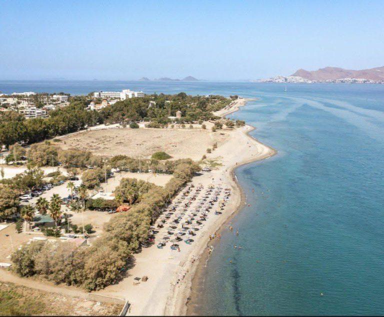 Ιστορική ημέρα για την Κω-Υπογράφηκε η σύμβαση παραχώρησης της παραλίας Ν. Αλικαρνασσού