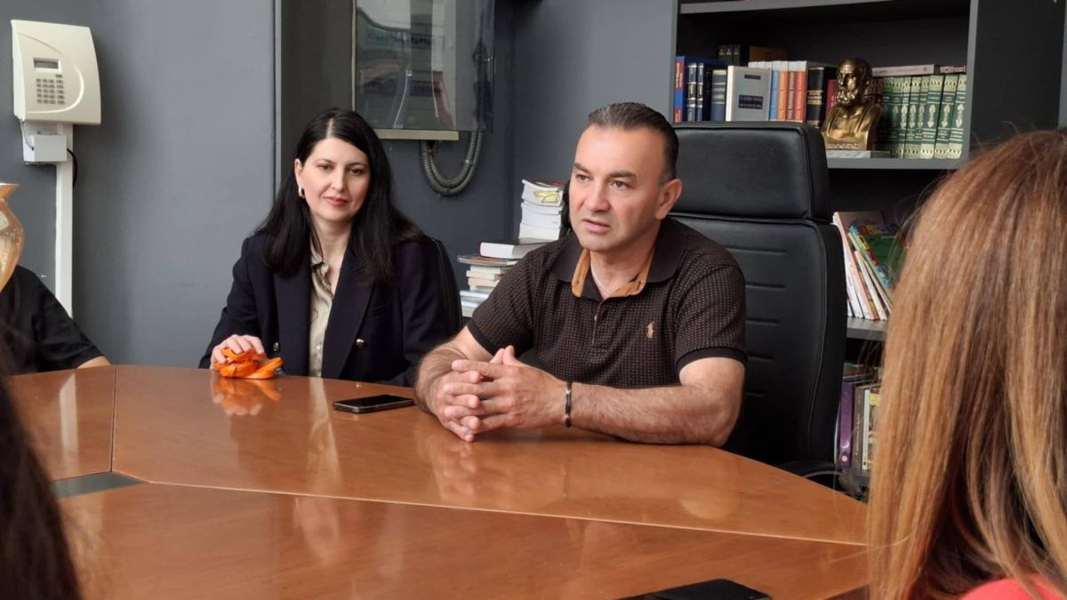 Οι Δήμοι στο προσκήνιο της κοινωνικής κρίσης-Το παράδειγμα του 1ου Γυμνασίου Αλεξανδρούπολης συγκινεί