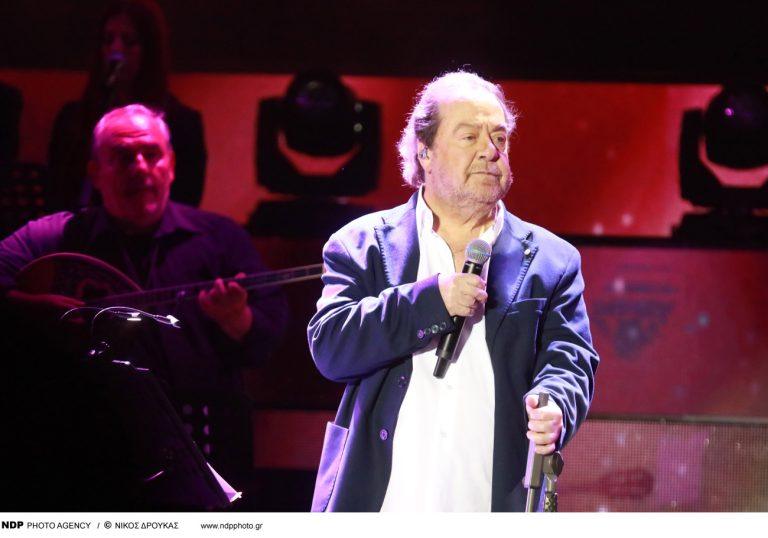 Γιάννης Πάριος: Μπήκε στο στούντιο για «Τα Θαλασσινά»