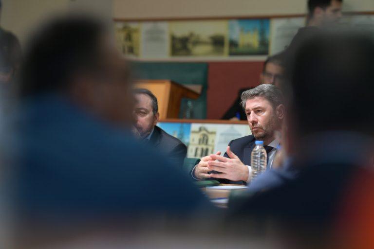 Ανδρουλάκης: Άμεσα πρωτοβουλία του ΠΑΣΟΚ για να ενισχυθούν οι επιχειρήσεις των ΒΙ.ΠΕ.