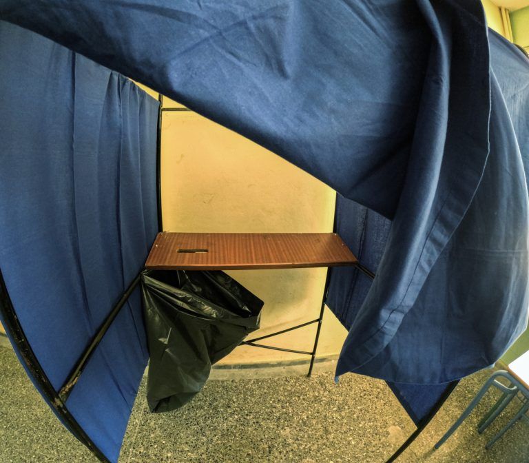 Γαλάζιες αγωνίες για τη σταυροδοσία