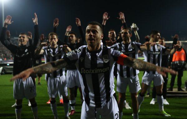 ΠΑΟΚ για το «αντίο» στον Βιεϊρίνια: «Να τιμήσουμε την ζωντανή Ιστορία μας»