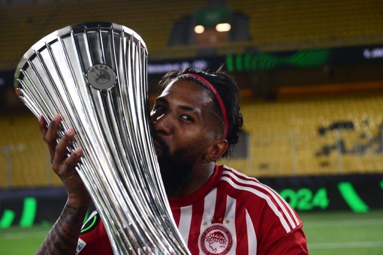 Ροντινέι: «Ολυμπιακέ σε αγαπώ πολύ» (pic)