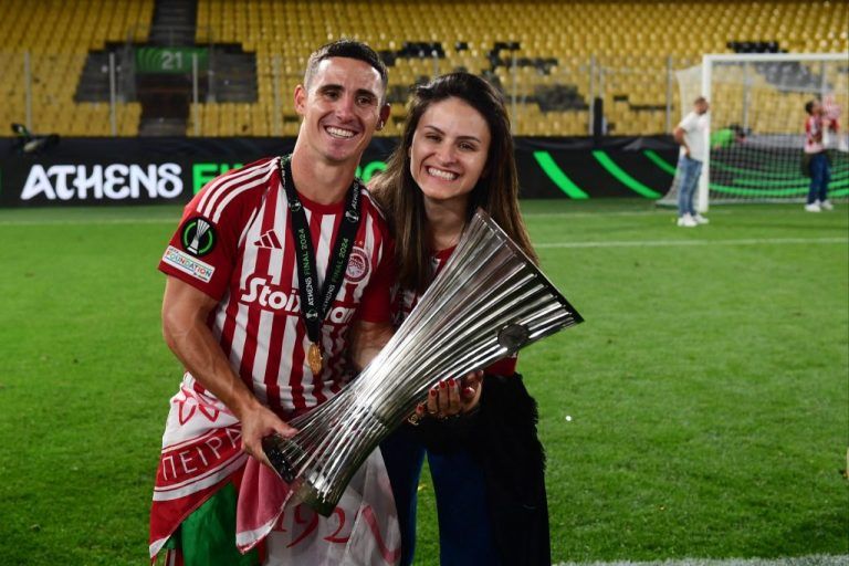 Η ανάρτηση του Ποντένσε για το Conference με τον Ολυμπιακό: «Ανατριχίλα»! (vid)