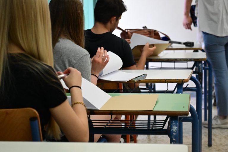 Πανελλαδικές 2025: Πρεμιέρα με Νεοελληνική Γλώσσα και Λογοτεχνία στα ΓΕΛ – Οδηγίες για τις εξετάσεις