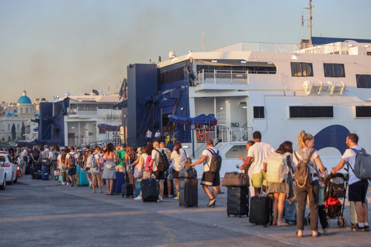 Δημοσιεύτηκε η ΚΥΑ για το μεταφορικό ισοδύναμο – «Επιστρέφει 42 εκατ. ευρώ στους νησιώτες», λέει ο Κικίλιας