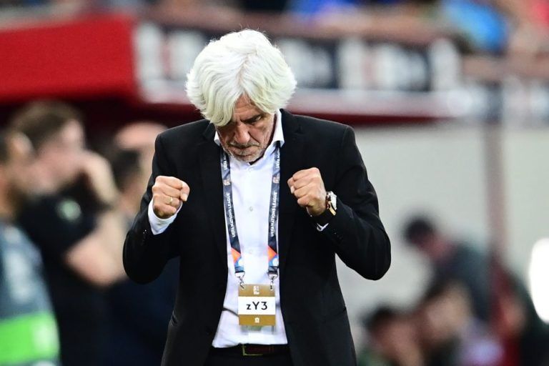 Γιοβάνοβιτς: «Ήταν πολύ εύκολη απόφαση να παραμείνω στην Εθνική» (vid)