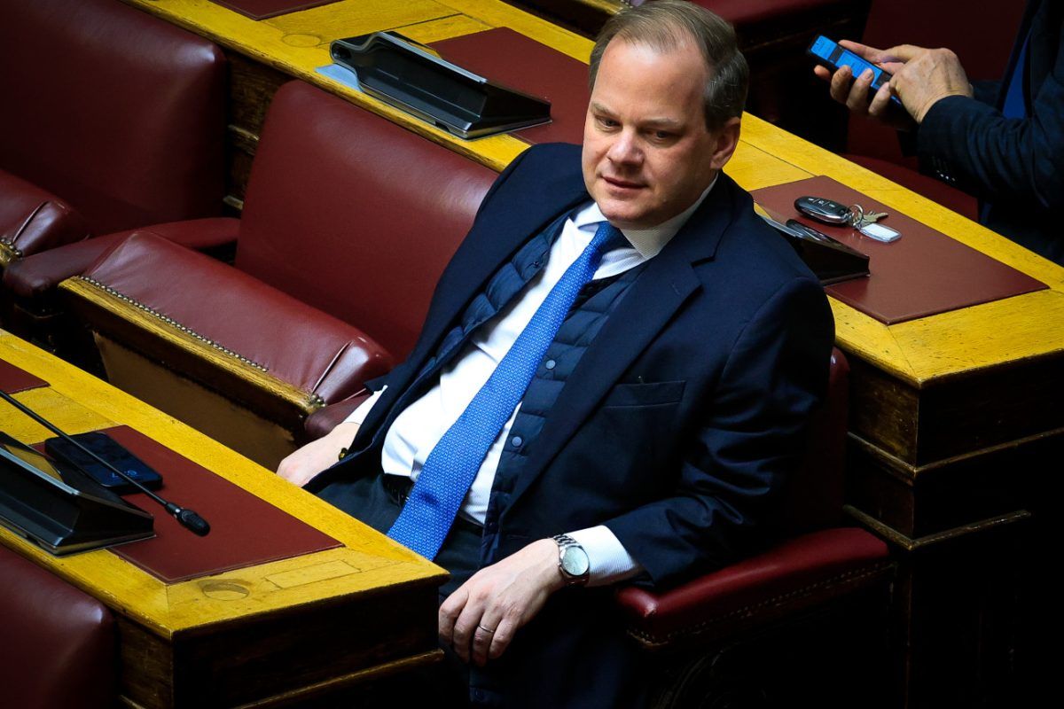 Τσουκαλάς: Αν η ΝΔ απορρίψει το αίτημα του ΠΑΣΟΚ θα ομολογεί ότι θέλει να απαλλάξει προκαταβολικά τον Καραμανλή