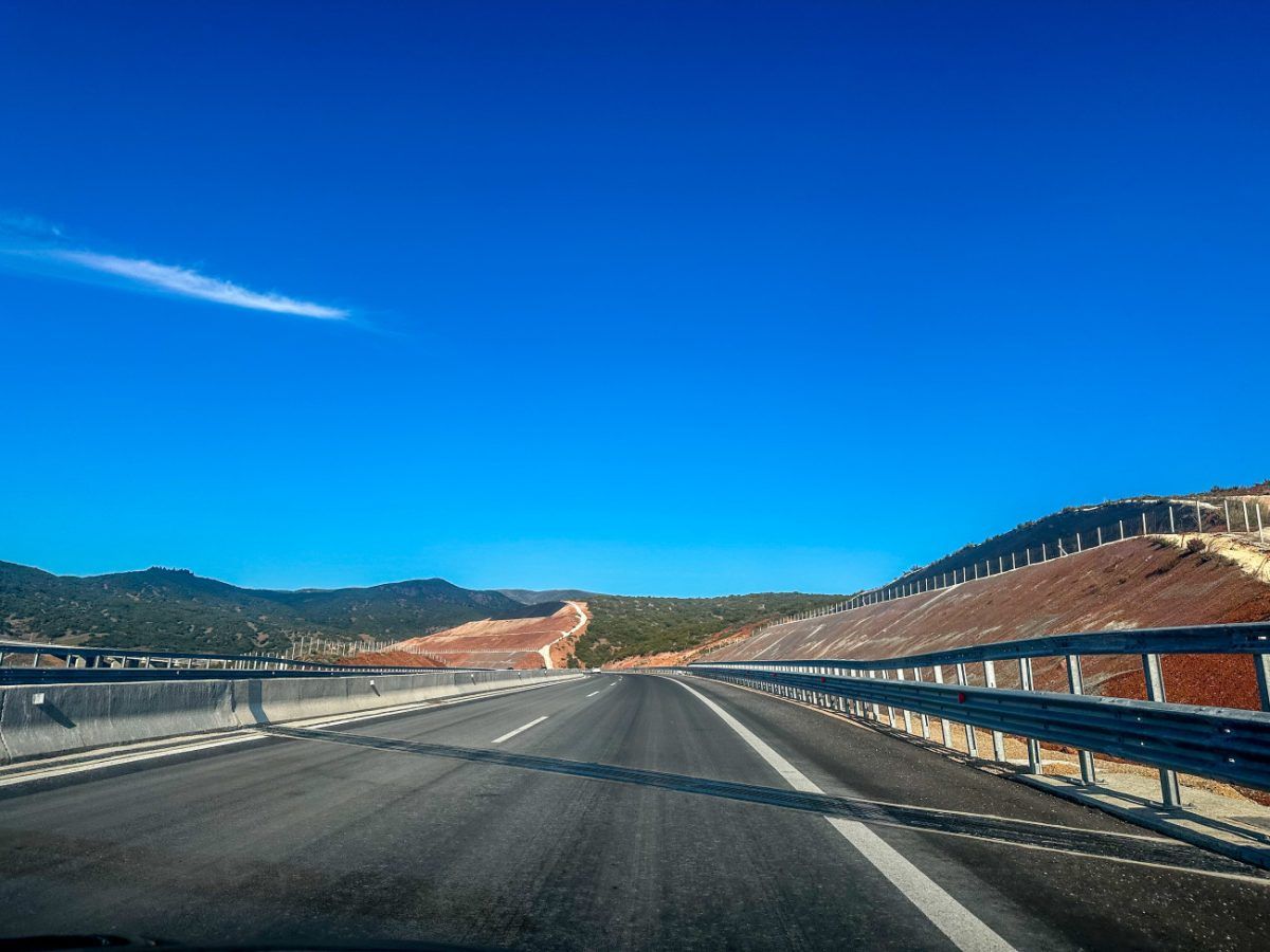 Ανατροπή από το ΣτΕ: Ευθύνη του Δημοσίου για τροχαίο στον ΒΟΑΚ – Δεν είχαν τοποθετηθεί στηθαία ασφαλείας