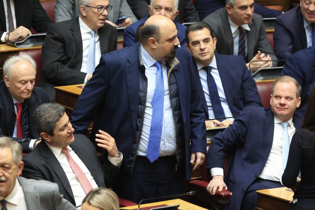 Βουλή: «Κληρώνει» το Δικαστικό Συμβούλιο για Τριαντόπουλο – Στην τελική ευθεία η προανακριτική για Καραμανλή