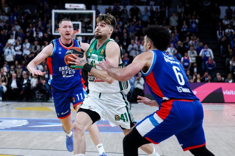 «Ο Αταμάν έπαιξε έξυπνα και χρησιμοποίησε ένα παλιό κόλπο» – Γιατί ο Σλούκας εκτέλεσε τις δύο κρίσιμες βολές που δόθηκαν στον Χουάντσο