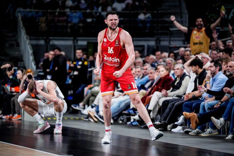 Παπανικολάου: «Δεν ξεχνάμε τι σημαίνει αυτή η χρονιά για τον σύλλογο, άλλα δύο βήματα»