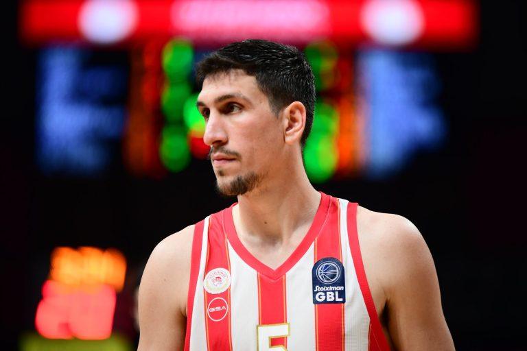 Λαρεντζάκης: «Δεν συμβιβαζόμαστε με τίποτα λιγότερο από το τρόπαιο»