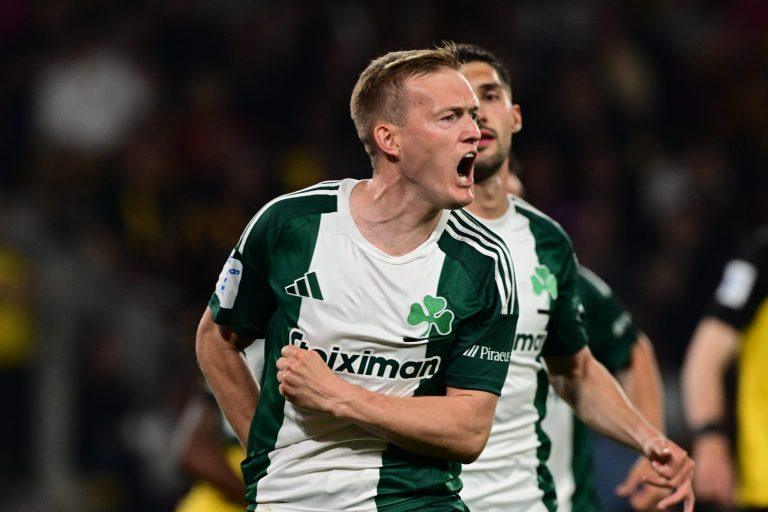 ΑΕΚ – Παναθηναϊκός: Ο Σφιντέρσκι ολοκληρώνει την ανατροπή για τους «πράσινους» με εύστοχη εκτέλεση πέναλτι