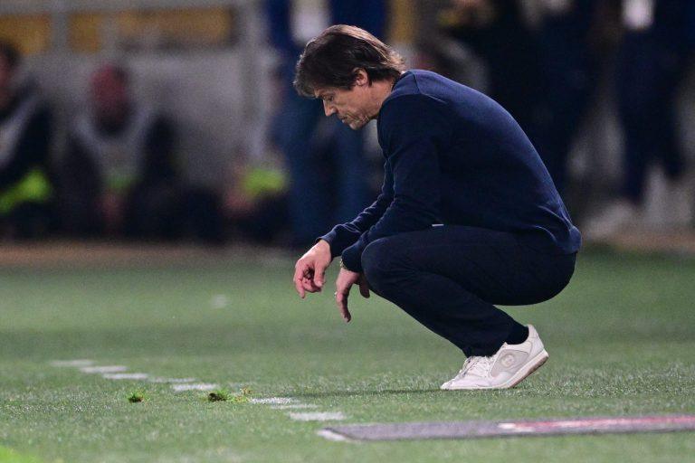 Ξεχειλίζει η οργή στον κόσμο της ΑΕΚ: «Καταφέρατε να παίζετε με συνέπεια στην ξεφτίλα – Τεράστια η ευθύνη της διοίκησης και του Αλμέιδα» (pics)