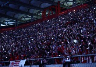 Η φαντασμαγορική εικόνα με τον κόσμο στο Καραϊσκάκη στη φιέστα του πρωταθλήματος (pics)